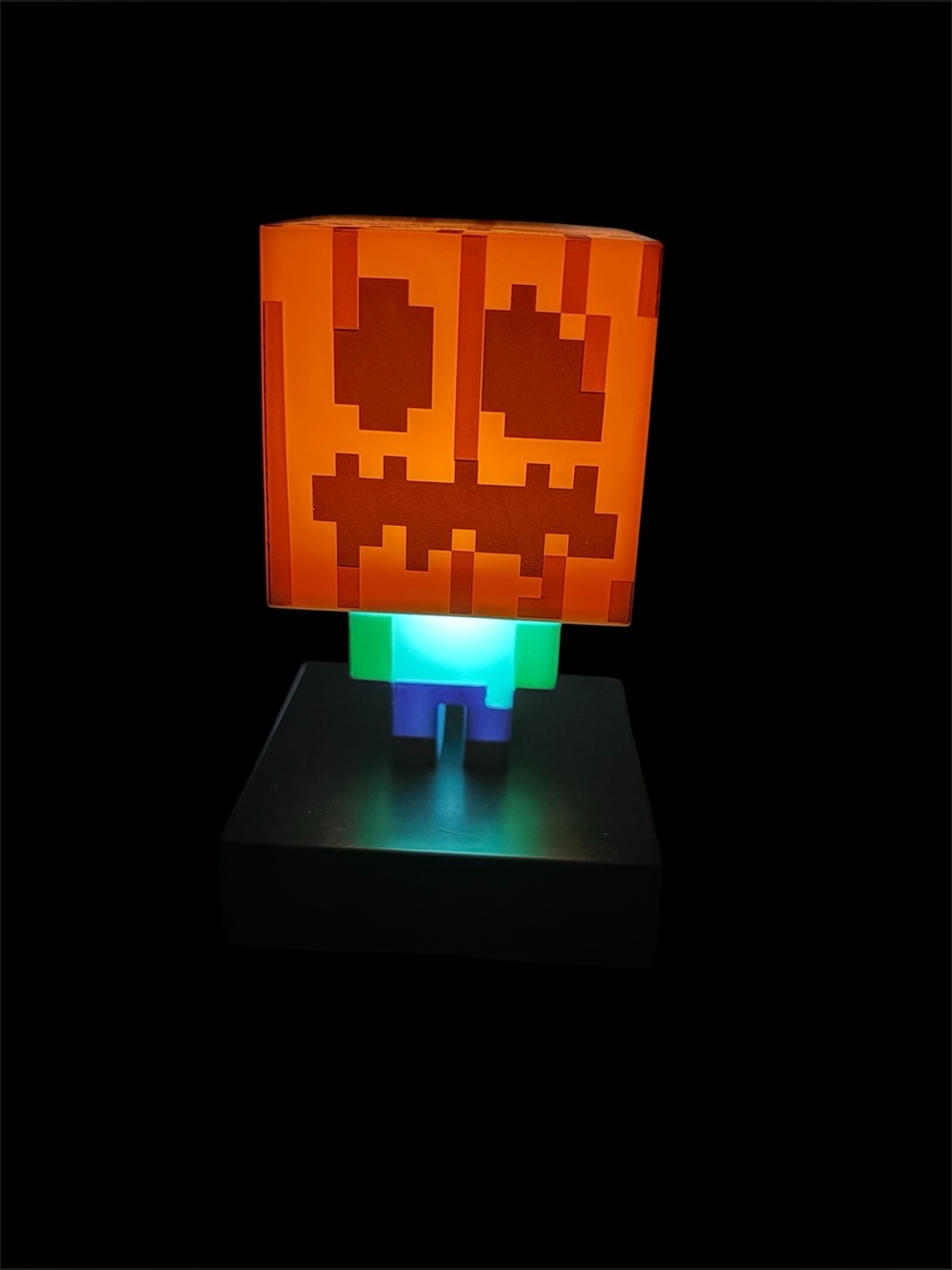 Halloween Minecraft Pumpkin Head on Zombie Body Jack O’ Lantern LED Icon Light